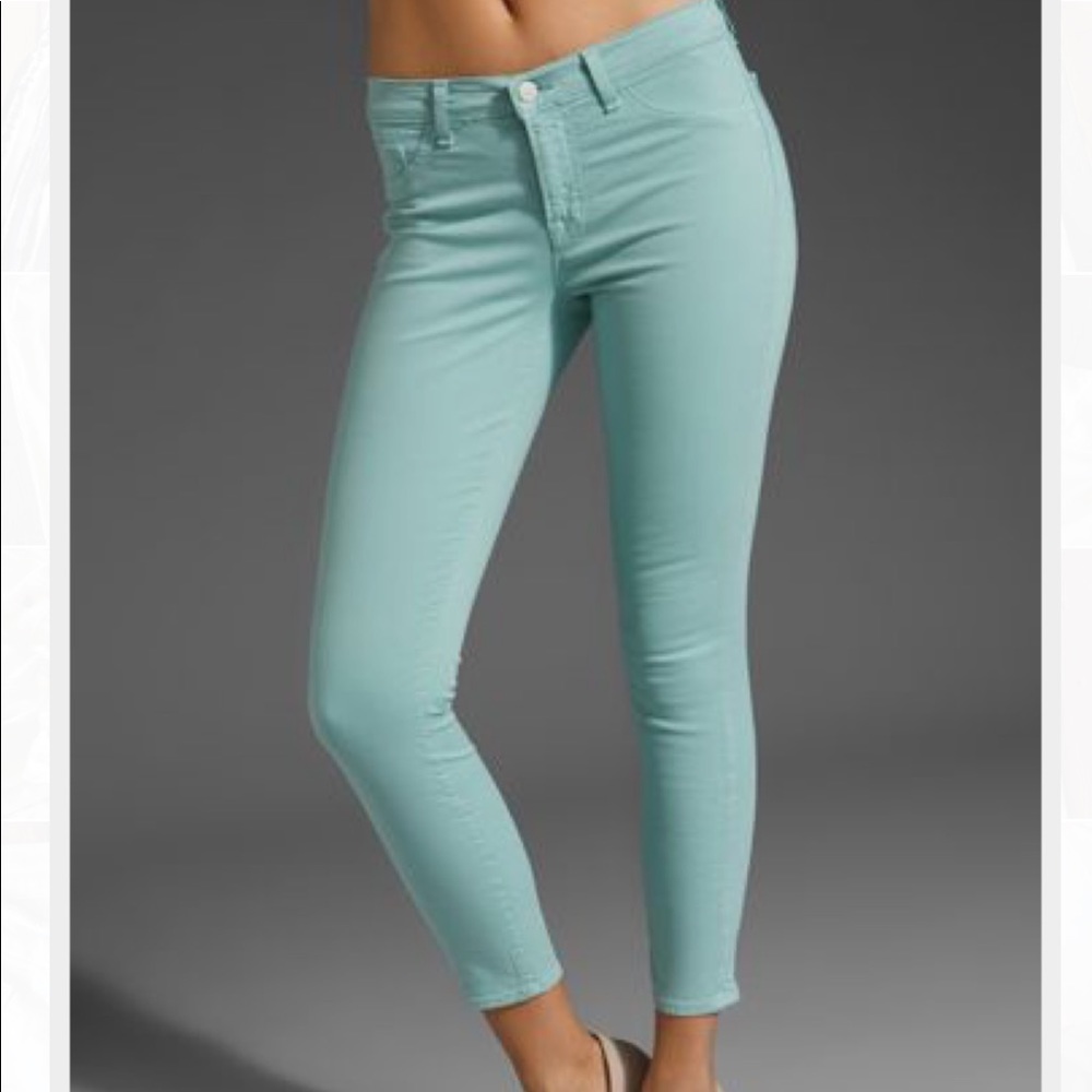 J Brand Capri Jeans